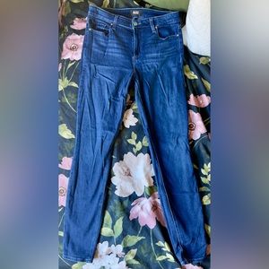 Paige denim Hoxton high rise ultra skinny jean